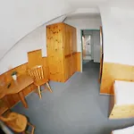 بيت ريفي Landgasthof Zur Krummen Linde Stolpe (Hohen Neuendorf)