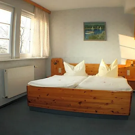 Landgasthof Zur Krummen Linde 2* Stolpe (Hohen Neuendorf)