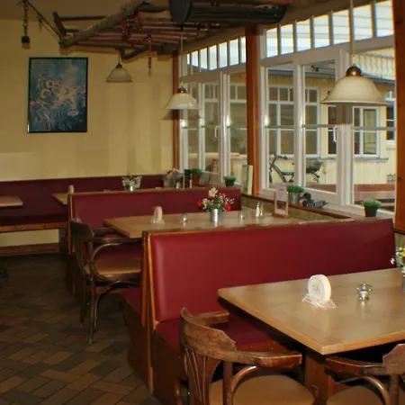 بيت ريفي Landgasthof Zur Krummen Linde 2*