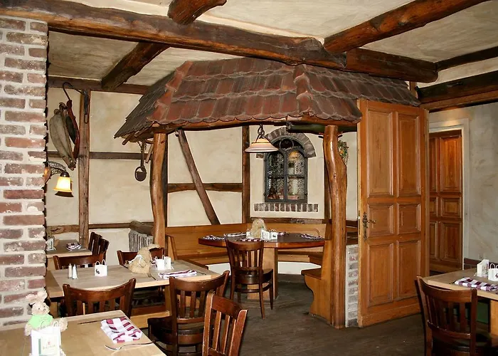 Landgasthof Zur Krummen Linde Inn 2*